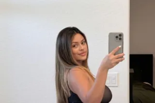 Mature Queen Girl Ready to Hoo... - Image 1